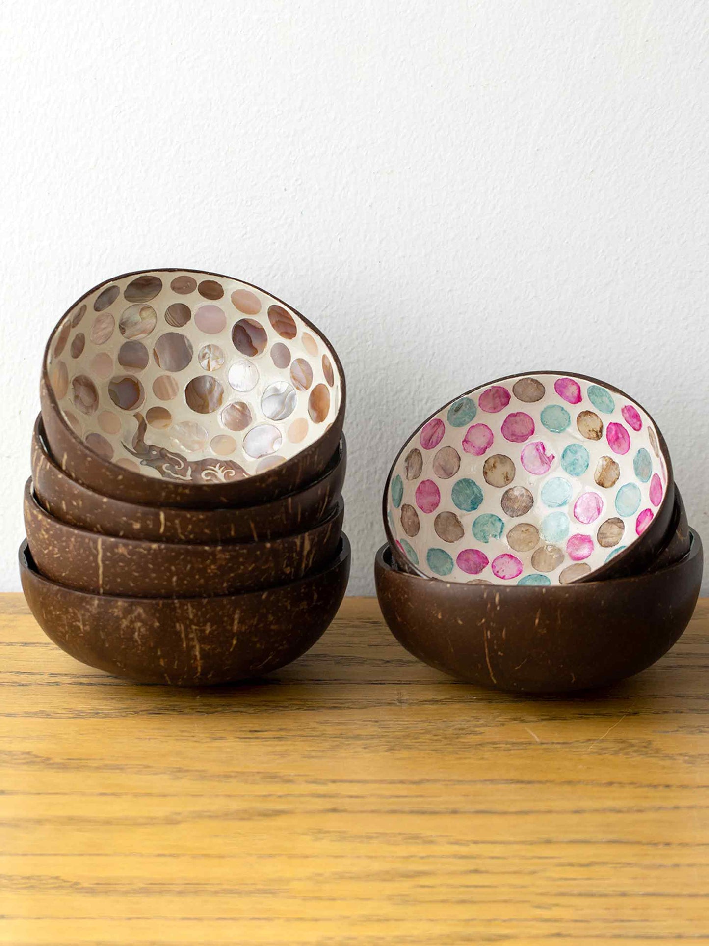 HANDMADE NATURAL SHELL COCONUT BOWL DECOR