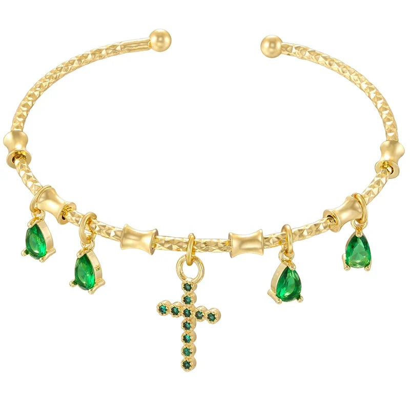 Golden Star Charm Cuff Bracelet | Trendy Fashion Jewelry for Women