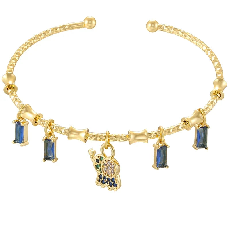 Golden Star Charm Cuff Bracelet | Trendy Fashion Jewelry for Women